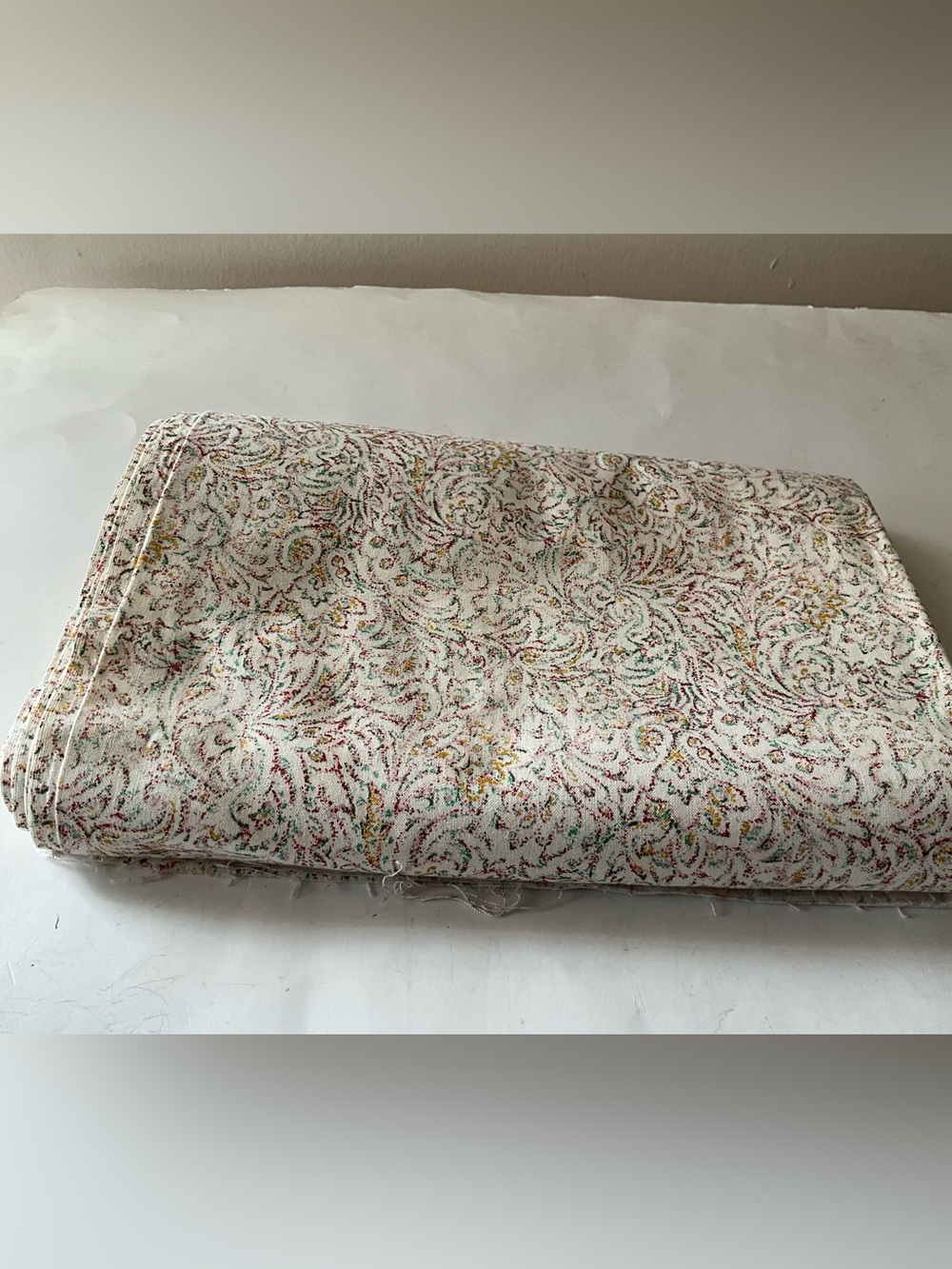RJR Fabrics 2010  Mariposa Paisley Cotton Quilting Fabric White Multi 4 Yds